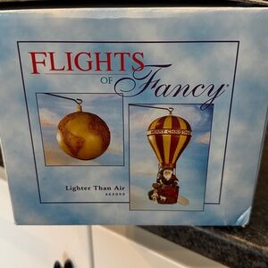 2001 Flights of Fancy Christmas Decorative Hot Air Balloon “Lighter than Air”